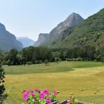 Casa Ferro *