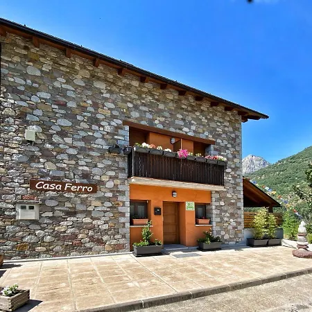 Casa rural Casa Ferro *
